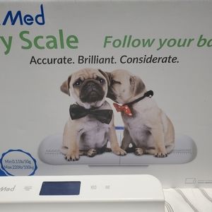Mom med baby scale
